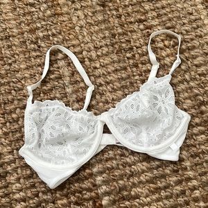 VS lace bralette sz. 32d